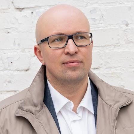 <p>Станислав Самбурский</p>