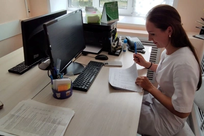 Средний доход пензенских врачей в 2025 году превысил 100 тысяч рублей