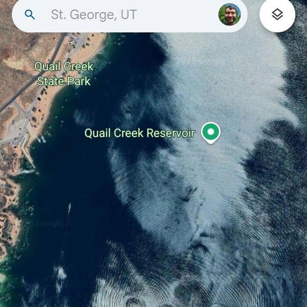 Похоже на загадочное чудище в водах штата Юта | Источник: Google Earth
