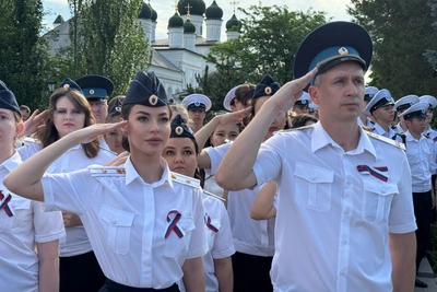 Судебные приставы Астрахани на Дне России