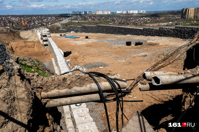 Дорогу в Суворовский до сих пор не достроили | Источник: Евгений Вдовин / 161.RU