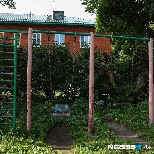 Можно покачаться с другом | Источник: Евгений Софийчук / NGS55.RU