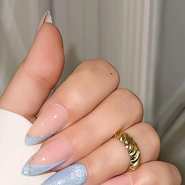 маникюр зима, маникюр зима 2025, маникюр зима 2026, маникюр зима 2025 модные, тенденции зимы маникюр, маникюр ногтей зима, маникюр зима фото, маникюр зима 2025 2026, тренд маникюра зима 2025, фото маникюра зима 2025, модный маникюр зима фото | Источник: Cоциальные сети