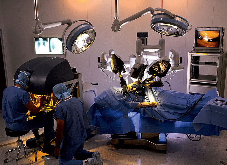 Семь самых перспективных медицинских роботов
