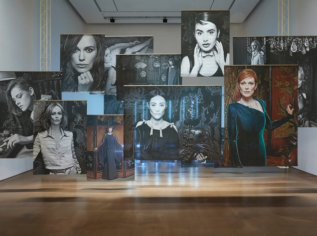 Уроки истории: в Сеуле открылась выставка, посвященная Chanel