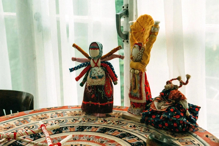«Девка-баба: Кукла-чародейка»