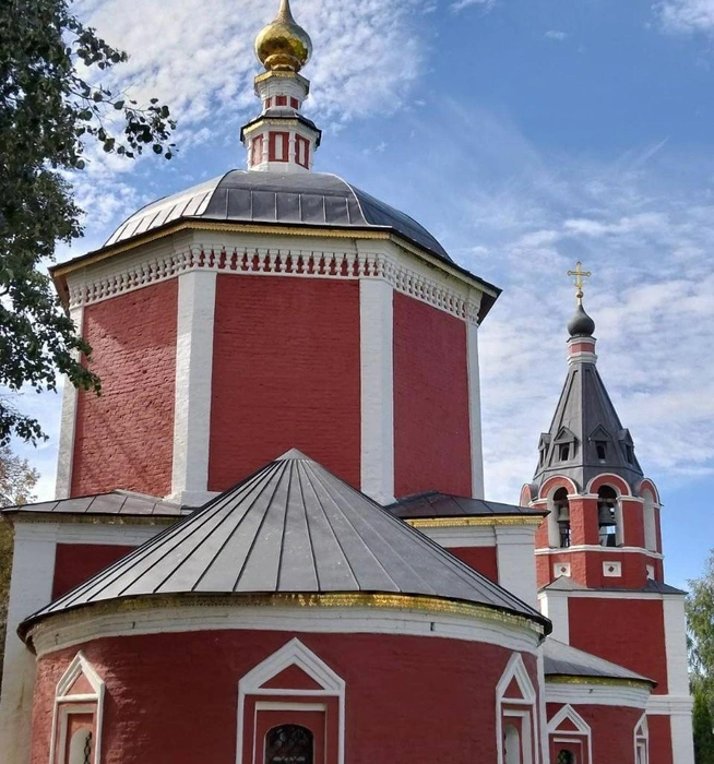 В тур входит посещение таких городов, как Иваново, Палех, Шуя, Плес и Суздаль | Источник: турагентство «Л-тур»