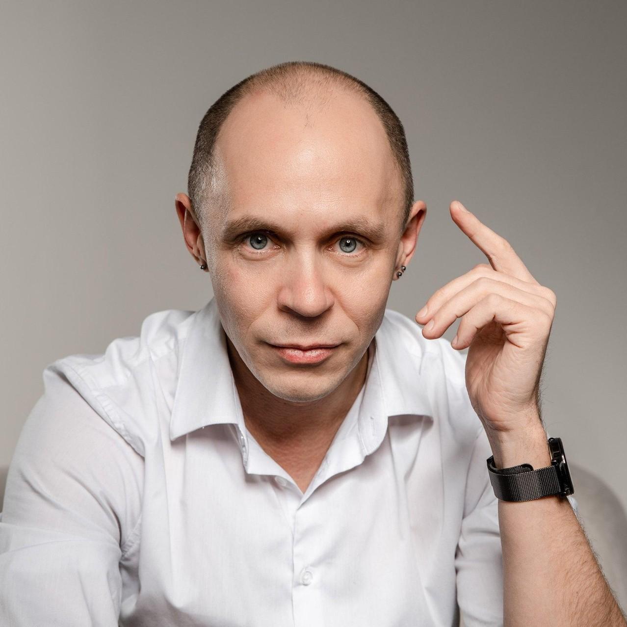 <p>Дмитрий Лисьев</p>