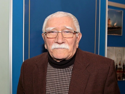 Армен Джигарханян: психическое заболевание первой жены, гибель дочки и скандал с Виталиной