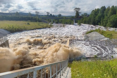 Уральская деревня ушла под воду: 13 домов затоплены