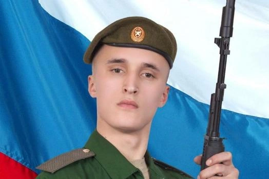 Константин заключил контракт после прохождения срочной службы | Источник: Администрация Янаульского района РБ / Vk.com