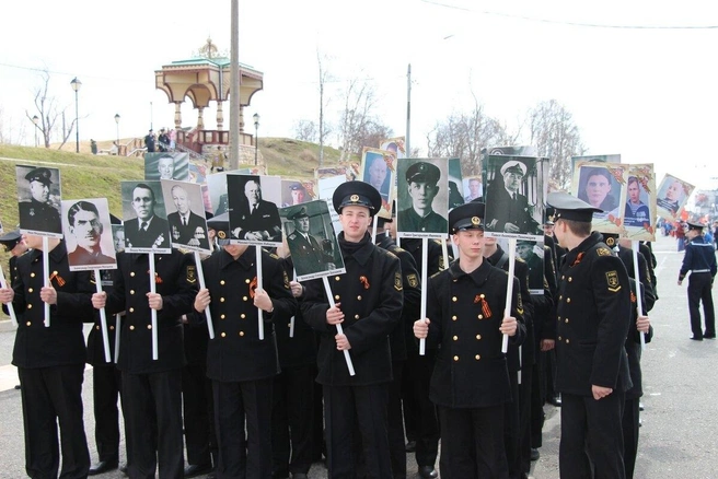 Готовность колонны «Бессмертного экипажа» планируется к 11:45 | Источник: «Аквилон недвижимость»