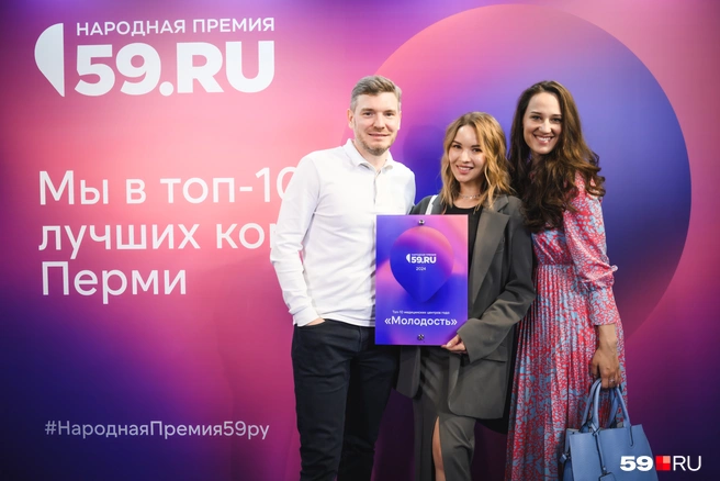 В клинике «Молодость» все красивые и улыбчивые. Возможно, это один из секретов их успеха | Источник: Андрей Чунтомов
