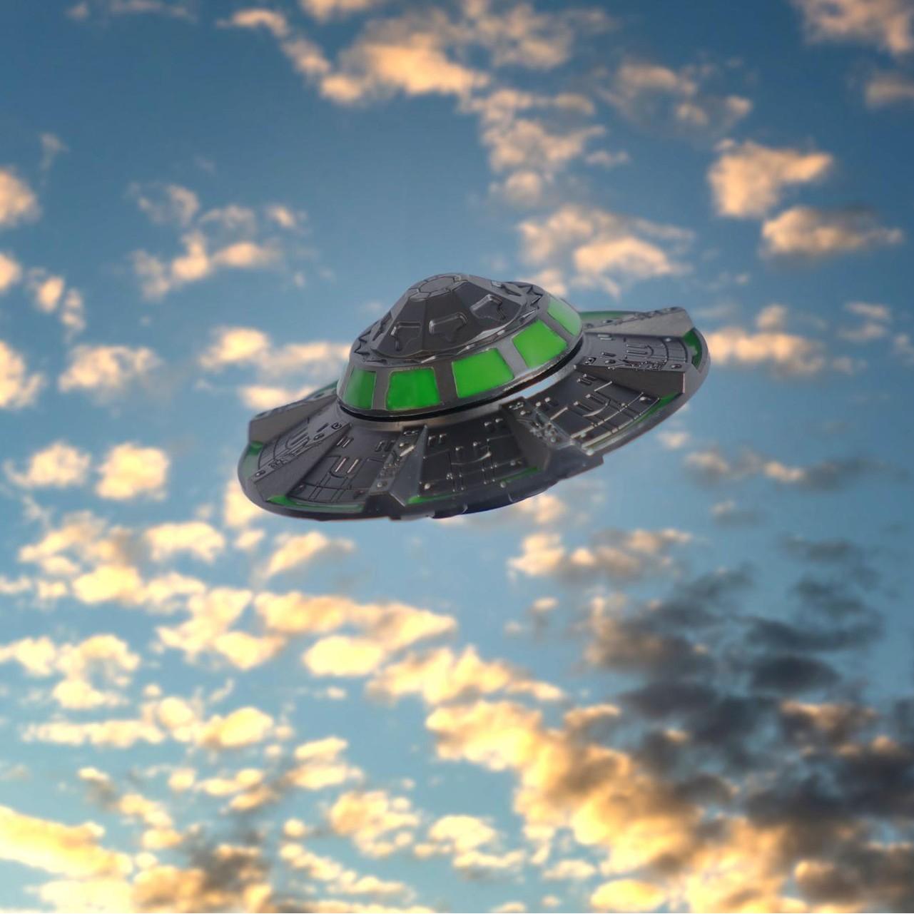 Инопланетяне вышли на контакт через людей-посредников и рассказали, чего ждать от встречи с ними — запись разговора