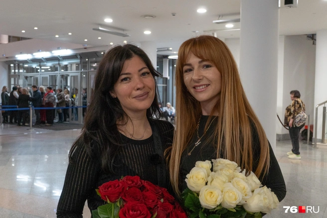 Девушки каждый год ходят на концерты Сергея Лазарева | Источник: Кирилл Поверинов / 76.RU