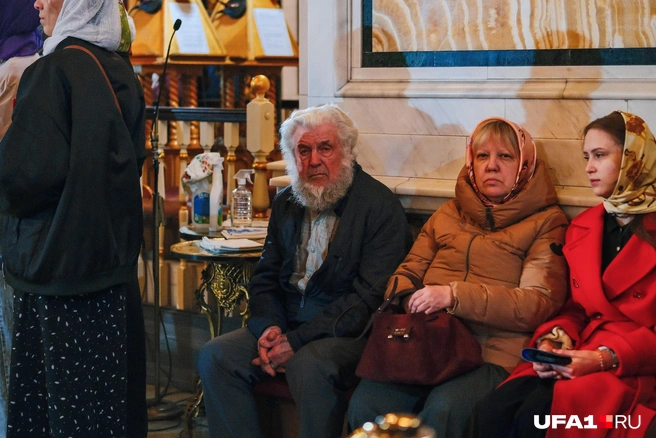 Богослужению все возрасты покорны | Источник: Булат Салихов / UFA1.RU