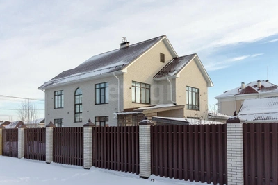Spy House Near Tyumen Listed for 60 Million