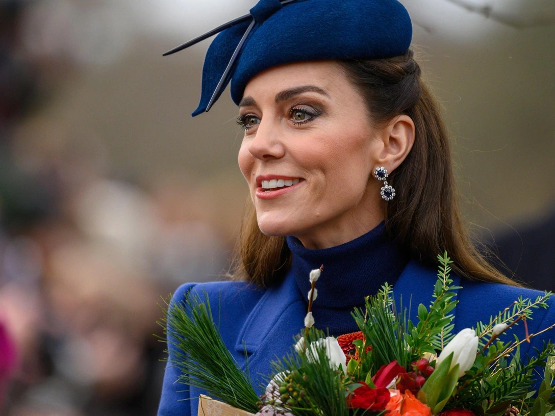 Принцесса Уэльская после посещения Рождественской службы в церкви Святой Марии Магдалины в Сандрингеме, 25 декабря 2023 | marieclaire.ru