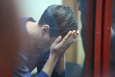 Skier who beat teen on Yekaterinburg mountain cries in court