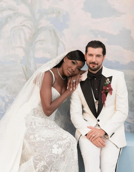 Сменила 10 платьев и получила яхту в подарок от сестры: как прошла свадьба теннисистки Винус Уильямс | Источник: соцсети