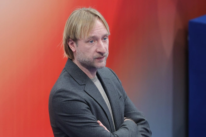 Побои, опека и скандалы. Как Евгений Плющенко и мать фигуристки не могут поделить 14-летнюю чемпионку | Источник: Кирилл Кухмарь / ТАСС