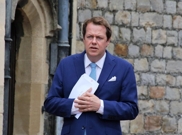 «Обычно я сижу в спортивных штанах, а в этом году пойду к королю»: сын Камиллы присоединится к королевской семье на Рождество