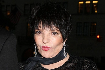 Лайза Миннелли вызвала тревогу за здоровье на 80-летии