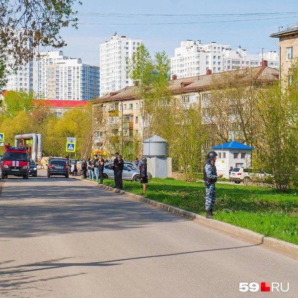 К ЖК «Арсенал» по запасной улице не подъехать | Источник: Тимофей Калмаков / 59.RU