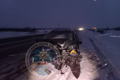 Лобовое ДТП на «Коле»: водитель зажат в машине