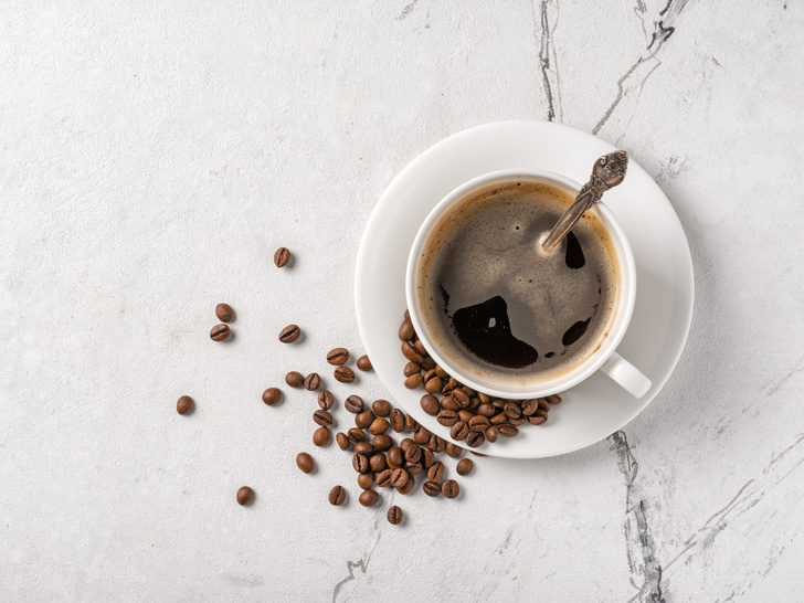 Утро долгожителя: 5 кофейных лайфхаков, которые сделают любимый напиток полезнее