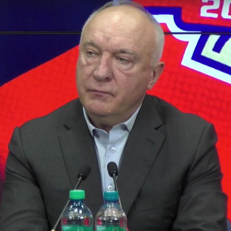 <p>Юрий Яковлев</p>