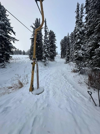 Подъемник на одной из трасс | Источник: FREERIDE Ergaki (Фрирайд Ергаки)