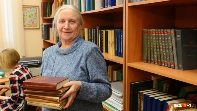 Мария Рут считает, что скоро вариативность ударения войдет в норму, ведь язык меняется | Источник: Дмитрий Емельянов / E1.RU