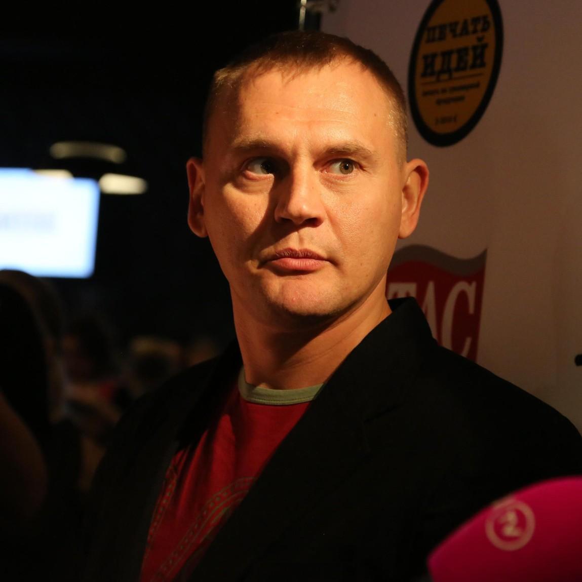 «У нас была симпатия внезапная»: Меньщиков о романе с Собчак, пренебрежении Бони и женихе Бородиной