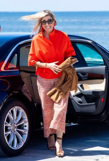 Королева Максима на Текселе | marieclaire.ru