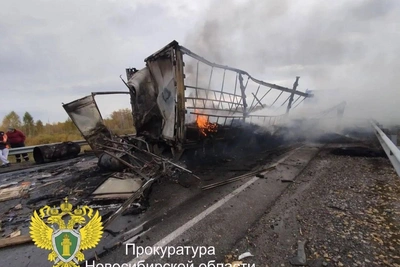 Trucker to stand trial after fatal crash burns two trucks on Novosibirsk highway