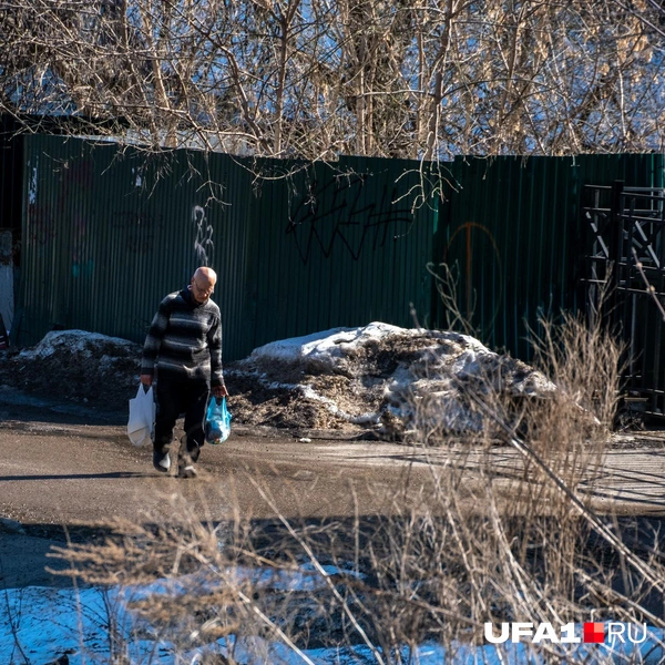 Трогательное фото&nbsp;— пенсионеры в этих домах прожили всю жизнь | Источник: Булат Салихов / UFA1.RU