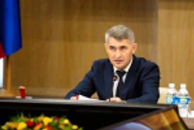 Олег Николаев поручил усилить контроль за подготовкой к зиме