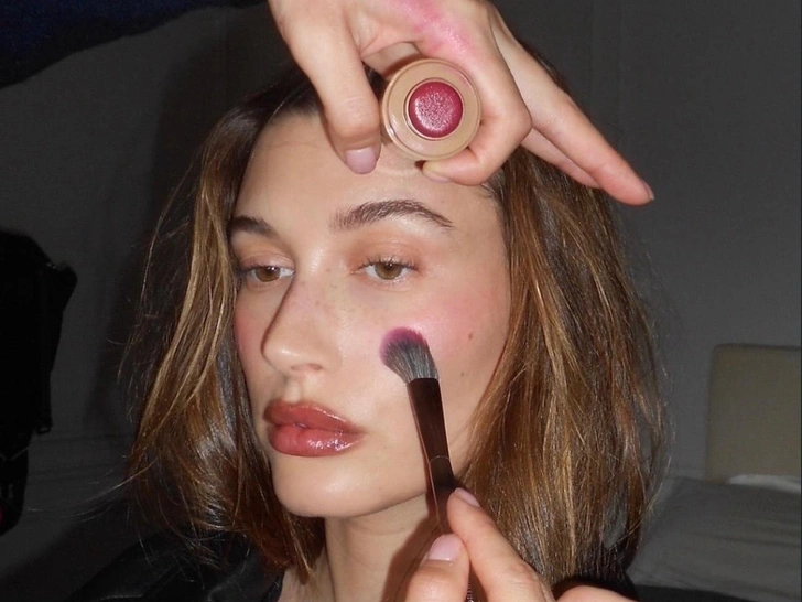 10 кремовых румян, которые дают эффект ангельского лица | marieclaire.ru