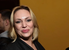 «По контракту запрещено где-либо появляться»: Алла Довлатова о деятельности мужа