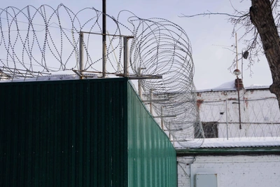 Двое заключенных сбежали из колонии на угнанной «ГАЗели»
