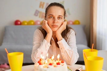 «Не хочу праздновать день рождения, чтобы не выслушивать от подруг, что пора замуж»