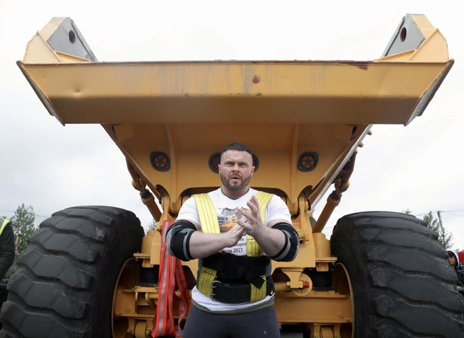 Силач рассказал, как часто он тренируется и как питается | Источник: администрация Сургутского района