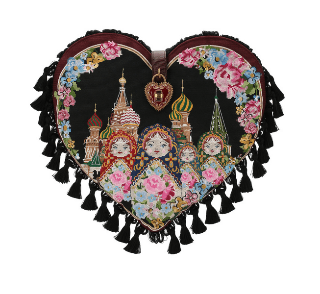 Матрешки и Храм Василия Блаженного в новой коллекции Dolce & Gabbana