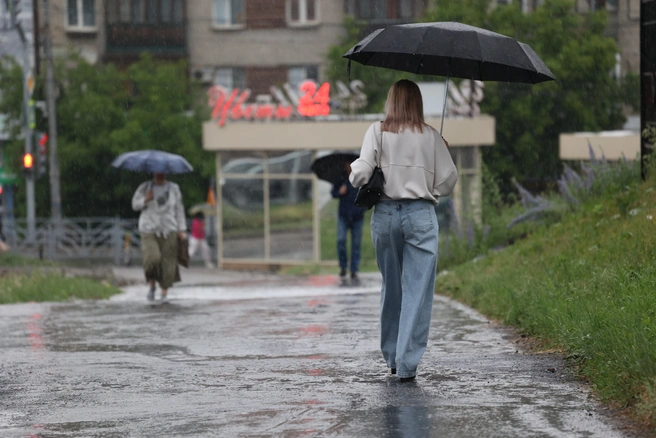 По народным приметам, дождь 14 сентября обещает, что вся осень будет дождливой | Источник: Владислав Лоншаков / E1.RU