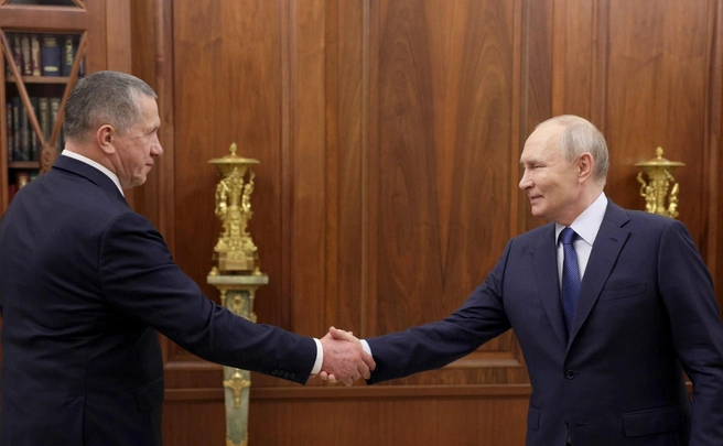Встреча Владимира Путина и Юрия Трутнева в Кремле | Источник: kremlin.ru