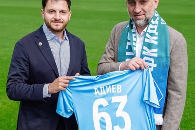 Стоимость увольнения тренера Адиева из «Крыльев Советов»