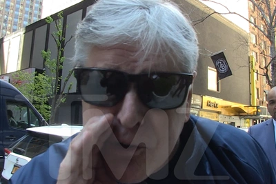 Хэннити: риторику о Трампе нужно смягчить после стрельбы