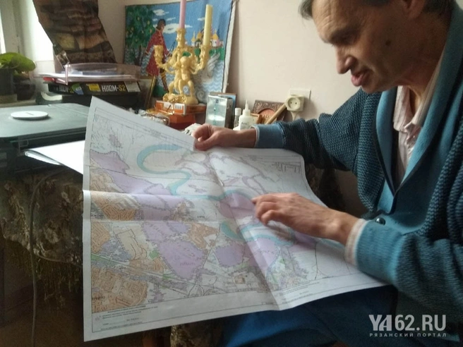 Петруцкий и карта