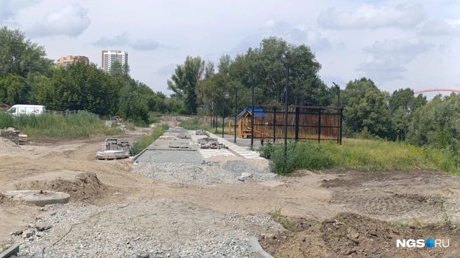 До полного завершения работ пока делеко | Источник: Стас Соколов / NGS.RU